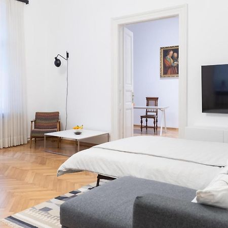 Apartment Herzer ザグレブ エクステリア 写真