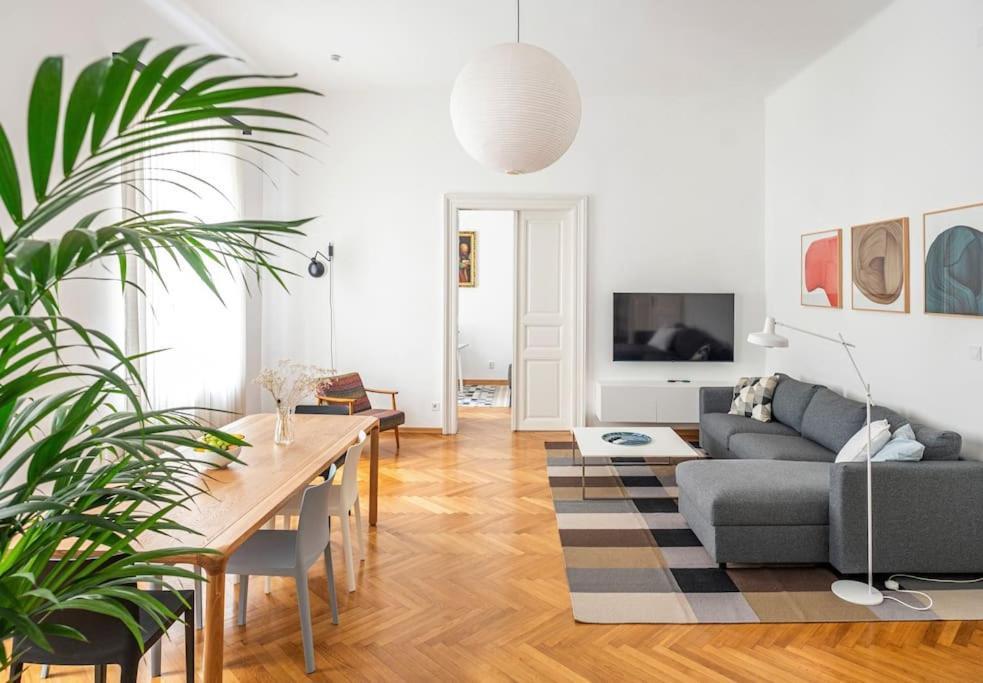 Apartment Herzer ザグレブ エクステリア 写真